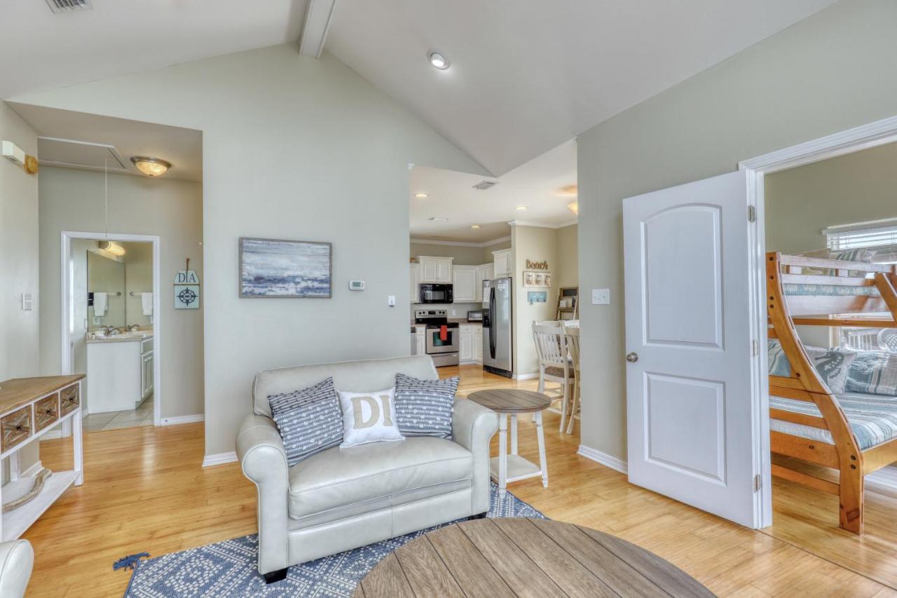 Villa Delphinus - Beachfront! And Pet Friendly! Feel The Ocean Breezed And Hear The Waves Lapping Right At Your Doorstep! Home ドーフィン・アイランド エクステリア 写真