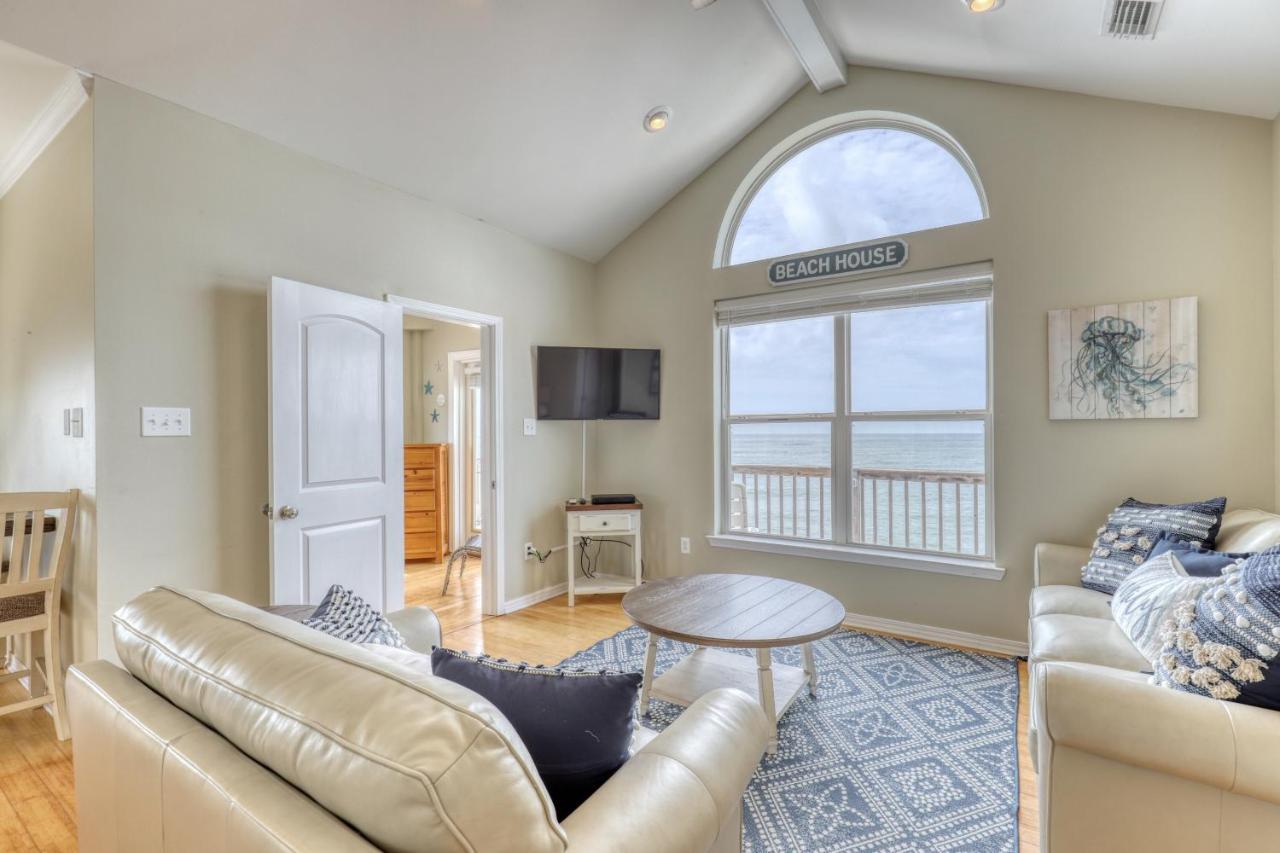 Villa Delphinus - Beachfront! And Pet Friendly! Feel The Ocean Breezed And Hear The Waves Lapping Right At Your Doorstep! Home ドーフィン・アイランド エクステリア 写真