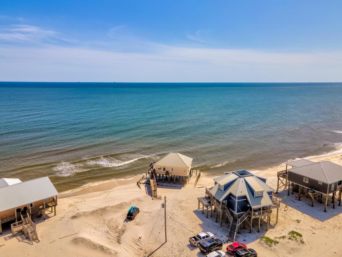 Villa Delphinus - Beachfront! And Pet Friendly! Feel The Ocean Breezed And Hear The Waves Lapping Right At Your Doorstep! Home ドーフィン・アイランド エクステリア 写真