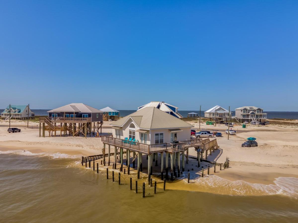 Villa Delphinus - Beachfront! And Pet Friendly! Feel The Ocean Breezed And Hear The Waves Lapping Right At Your Doorstep! Home ドーフィン・アイランド エクステリア 写真